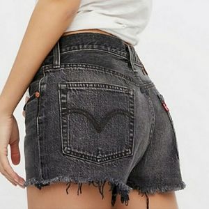 Levi's 501 Shorts Ripped Distressed